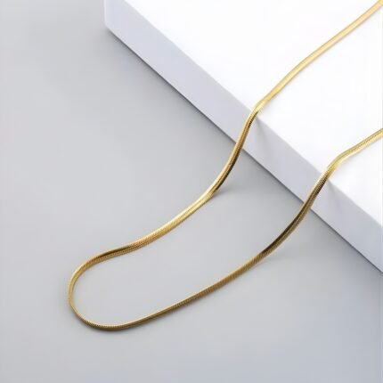 Elegant Smooth Gold Chain